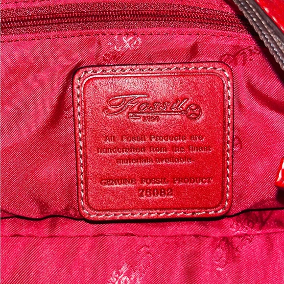 Fossil Emily Cherry Red Leather Shoulder Bag NEW!! - Picture 8 of 12